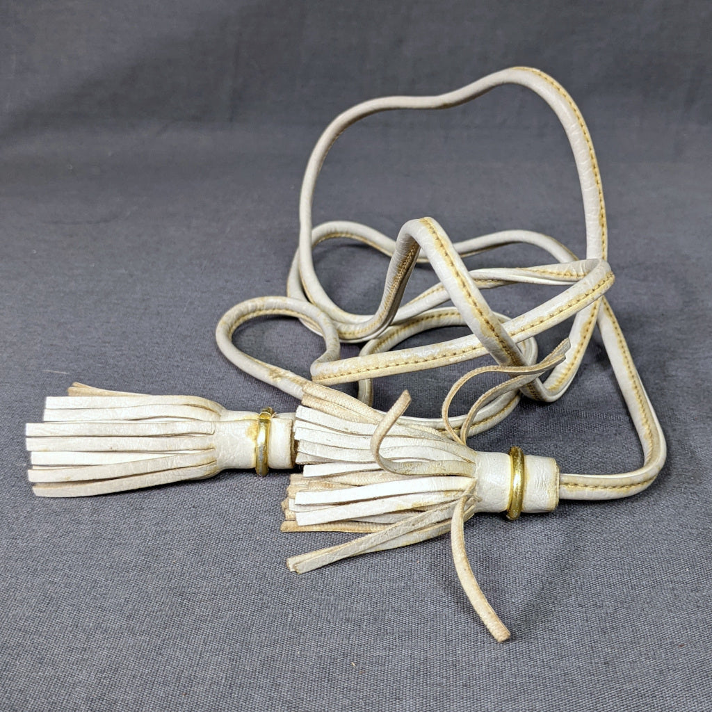 1970s White Leather Tassel Vintage Tie Belt