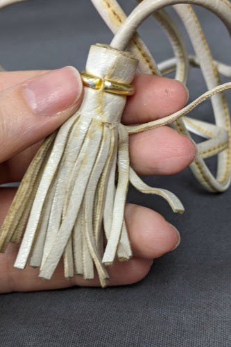 1970s White Leather Tassel Tie Belt | M