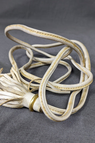 1970s White Leather Tassel Tie Belt | M