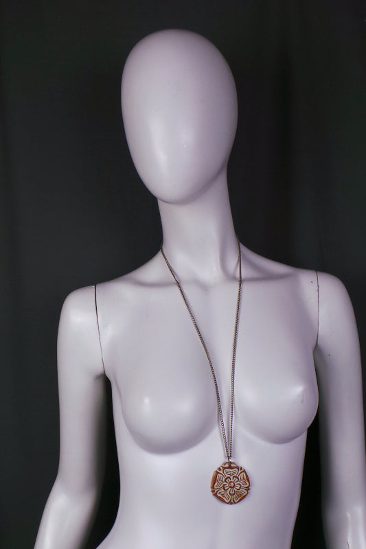 1970s Ceramic Rose Long Vintage Necklace