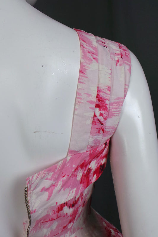 1950s White and Pink Rose Print Floral Cotton Gown, 33in Bust