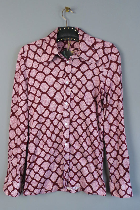 1960s Burgundy Snakeskin Style Print Beagle Ear Shirt. by John Langford, 39inChest