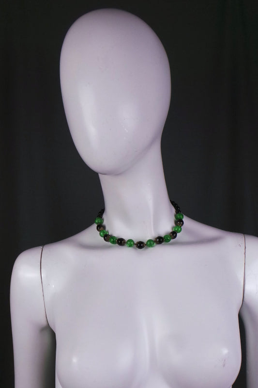 1950s Green and Black Glass Bead Vintage Necklace