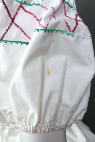 1970s White Embroidered Peasant Blouse | L