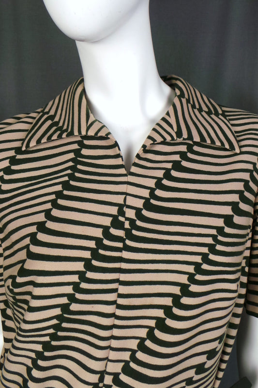 1960s Deep Olive Green and Ecru Belted Dress | Hucke | L