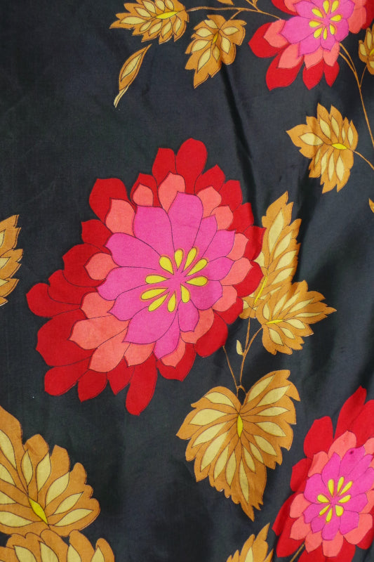 1960s Dark Brown and Pink Big Flower Scarf