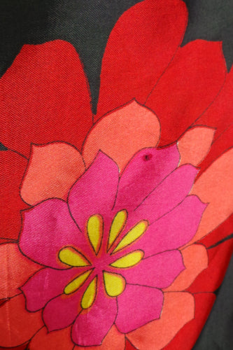 1960s Dark Brown and Pink Big Flower Scarf
