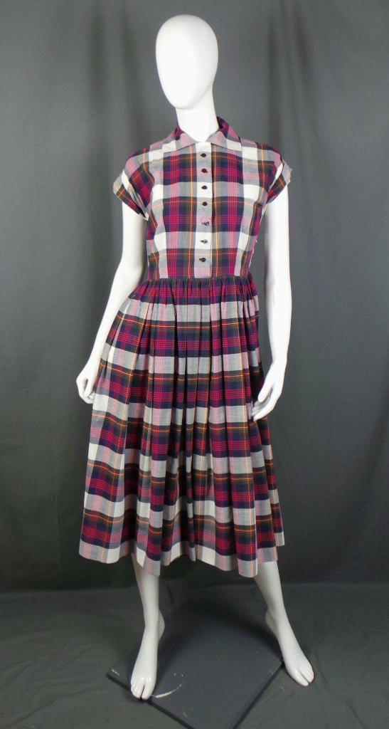 1950s Purple and Red Plaid Check Classic Shirtwaister Dress, 38in Bust