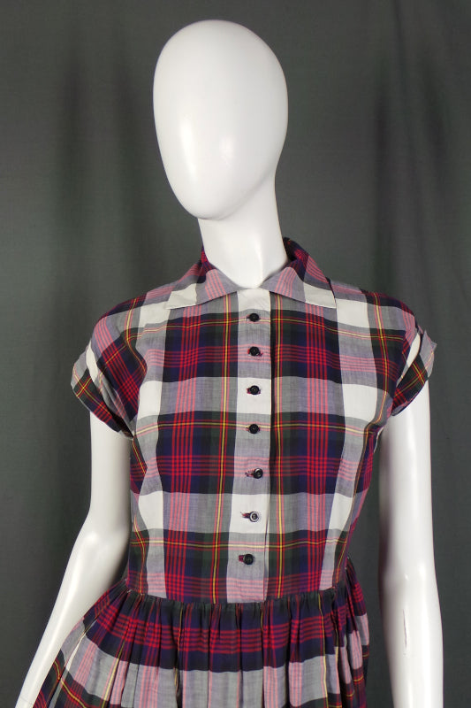 1950s Purple and Red Plaid Check Classic Shirtwaister Dress, 38in Bust