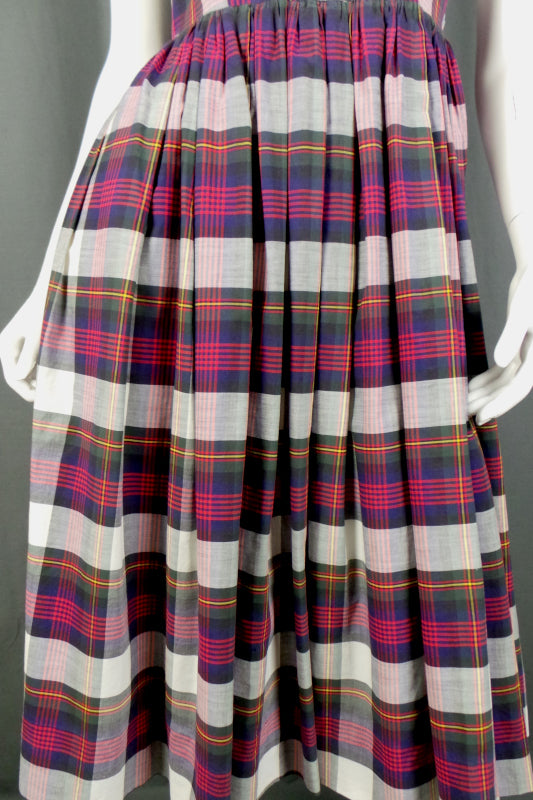 1950s Purple and Red Plaid Check Classic Shirtwaister Dress, 38in Bust