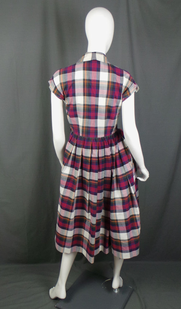 1950s Purple and Red Plaid Check Classic Shirtwaister Dress, 38in Bust