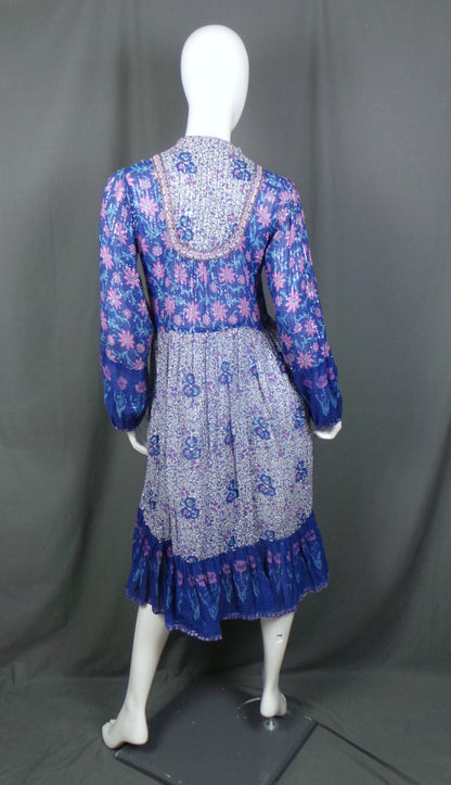1970s Blue and Pink Indian Cotton Floral Dress, 35in Bust