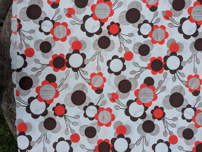 1960s White, Red and Brown Daisy Polyester Fabric