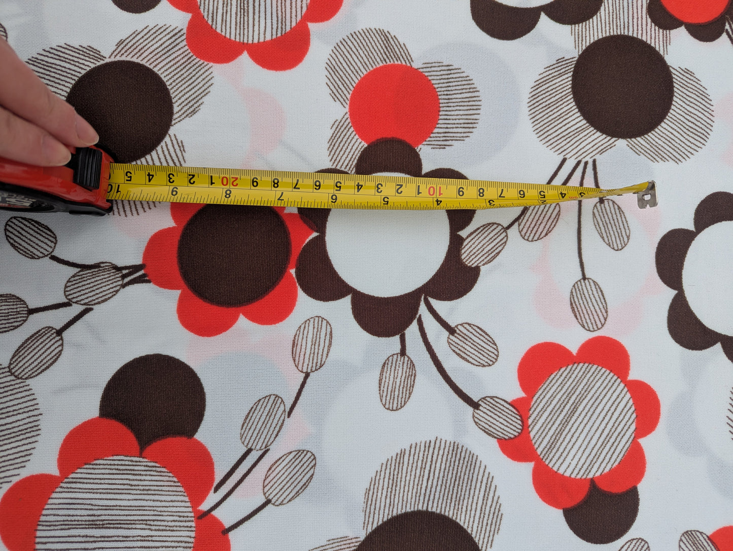 1960s White, Red and Brown Daisy Polyester Fabric
