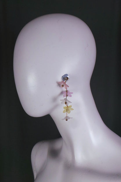 1980s Falling Flowers Vintage Stud Earrings