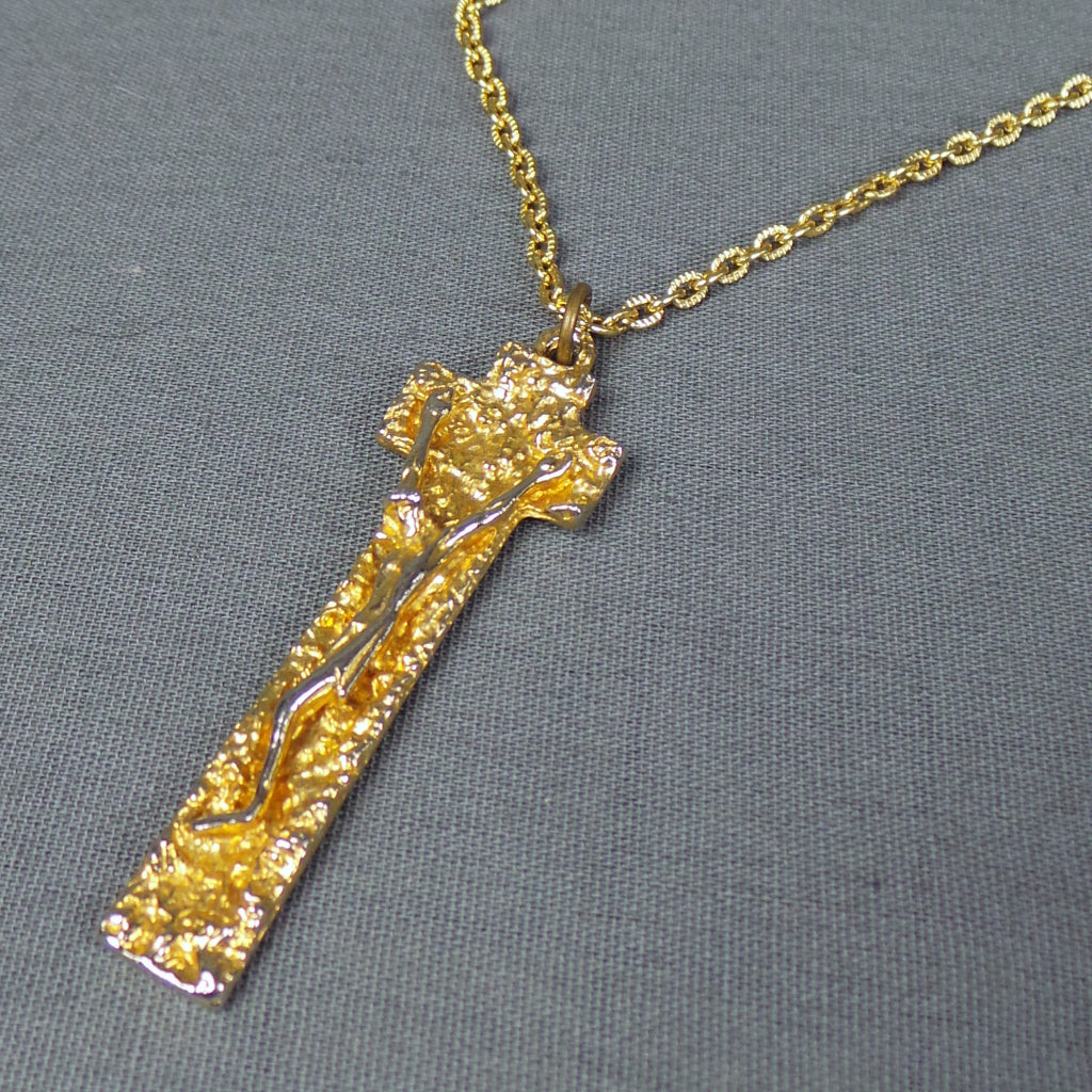 1970s Gold Brutalist Crucifixion Pendant Necklace