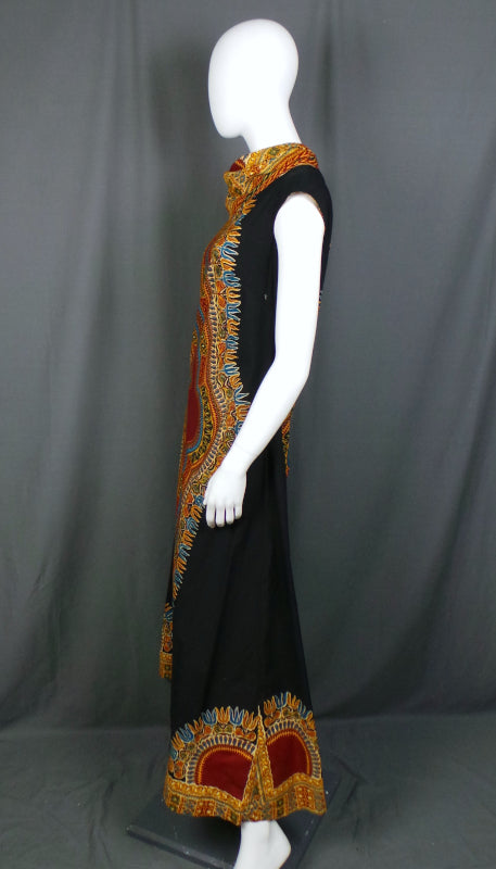 1970s Black and Red Dashiki Kaftan Dress, 37in Bust