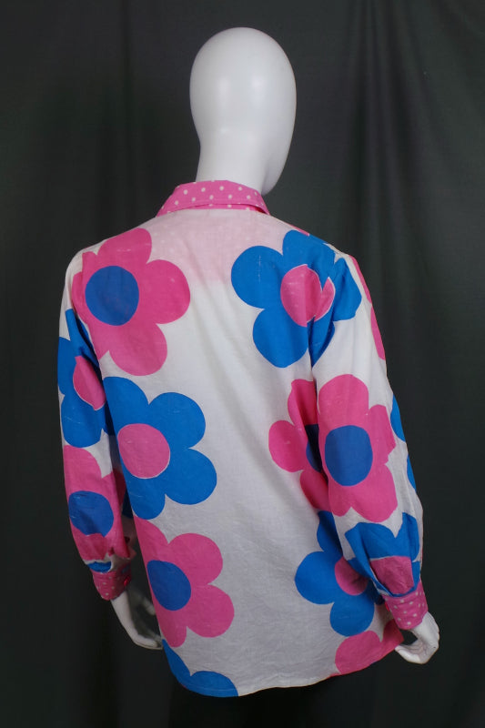 1980s Blue and Pink Jumbo Daisy Vintage  Shirt