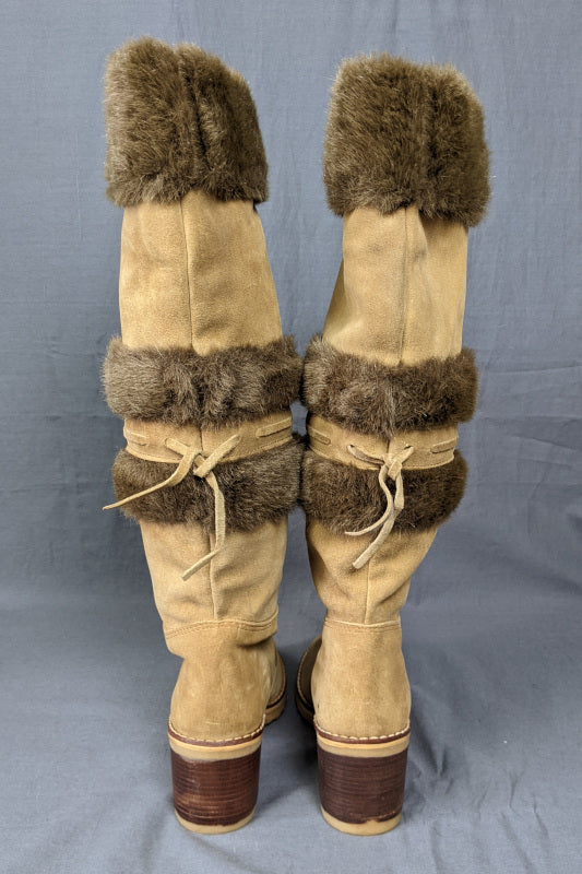 1960s Sheepskin Lined Cream Suede Boots | Moda Pier Garby | UK 5.5