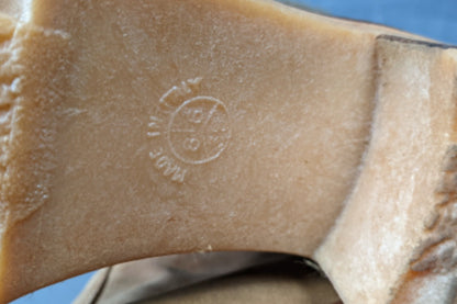 1960s Sheepskin Lined Cream Suede Boots | Moda Pier Garby | UK 5.5