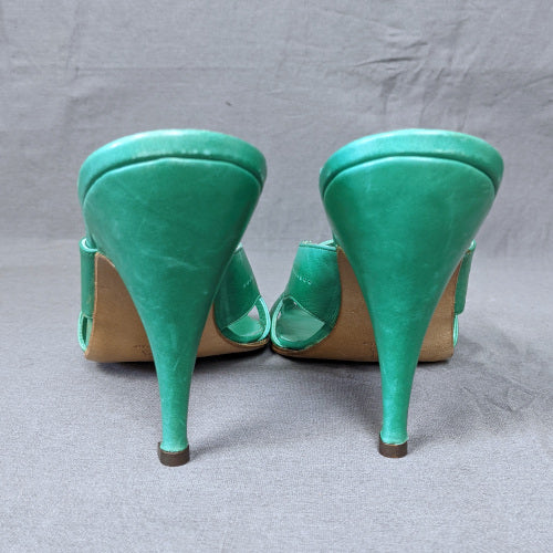 Turquoise 2024 green heels