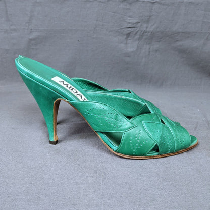 1980s Jade Green Peep Toe Leather Leaf Heels, by Midas | UK 5.5