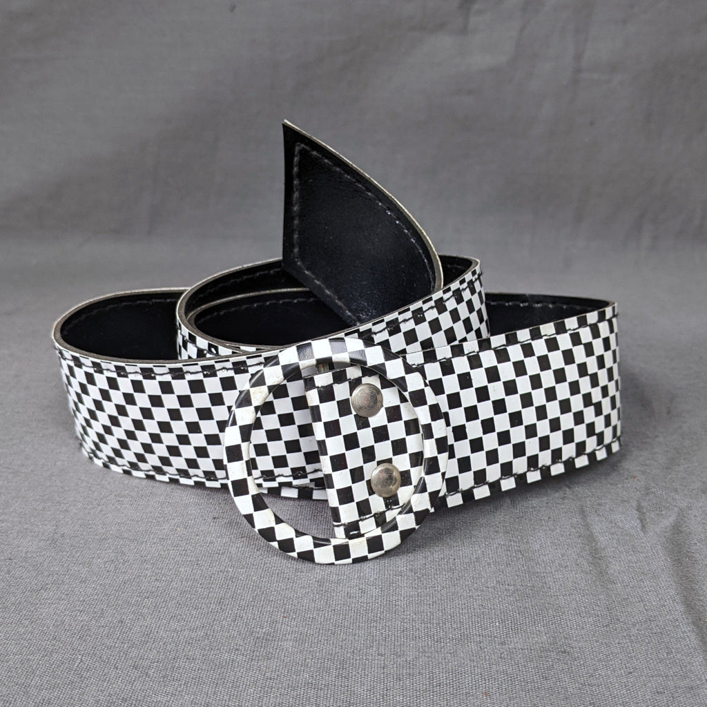 1960s Black and White Check Vinyl Vintage Waist Belt