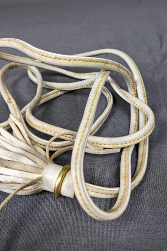 1970s White Leather Tassel Tie Belt | M