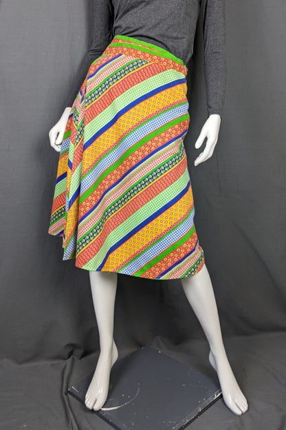 1970s Reversible Lime Green Chevron Wrap Skirt | M