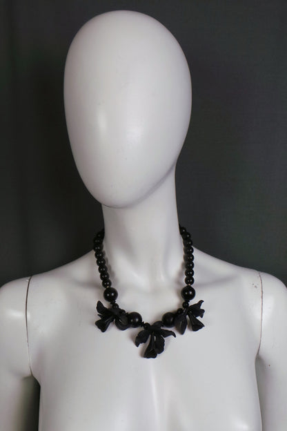 1950s Black 3D Flower Beaded Necklace