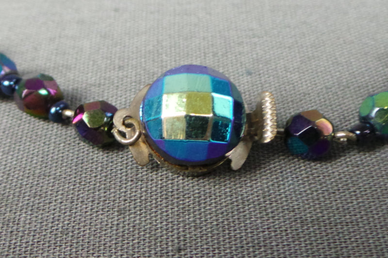 1950s Iridescent Bead Necklace