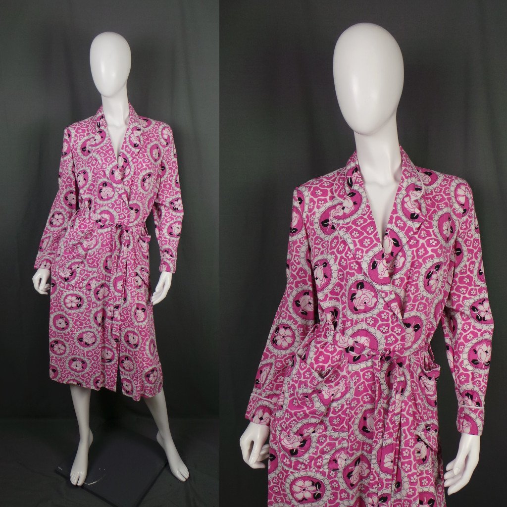 1950s Bubblegum Pink Rose Print Vintage Robe | St Michael