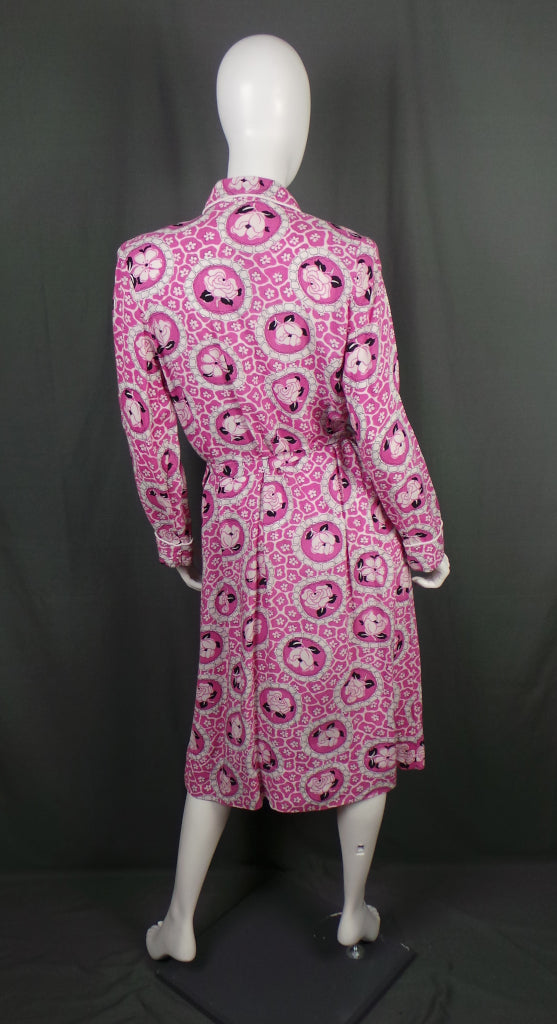 1950s Bubblegum Pink Floral Print Mid Century Robe, by St Michael, 44in Bust