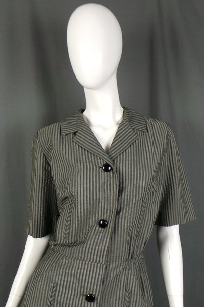 1950s Grey Seersucker Shirtwaister Dress, By Edward Barry, 45in Bust