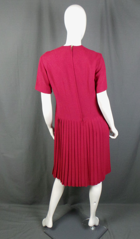 Drop waist outlet pleated dress