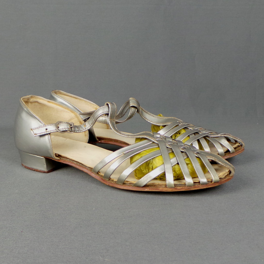 1950s Metallic Silver Flat T-Bar Cross Strap Dance Sandals, by Dolcis, UK 5
