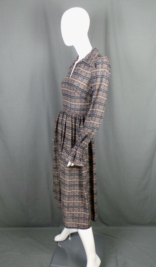 1970s Wide Collar Striped Midi Vintage Dress | Wallis