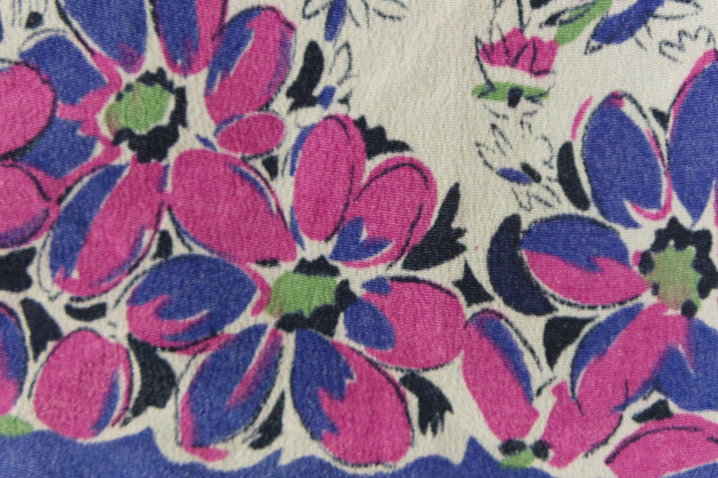1940s Purple and Pink Floral Pocket Square