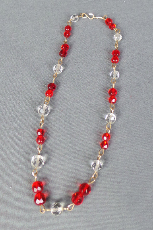 1930s Red and Clear Beaded Short Necklace