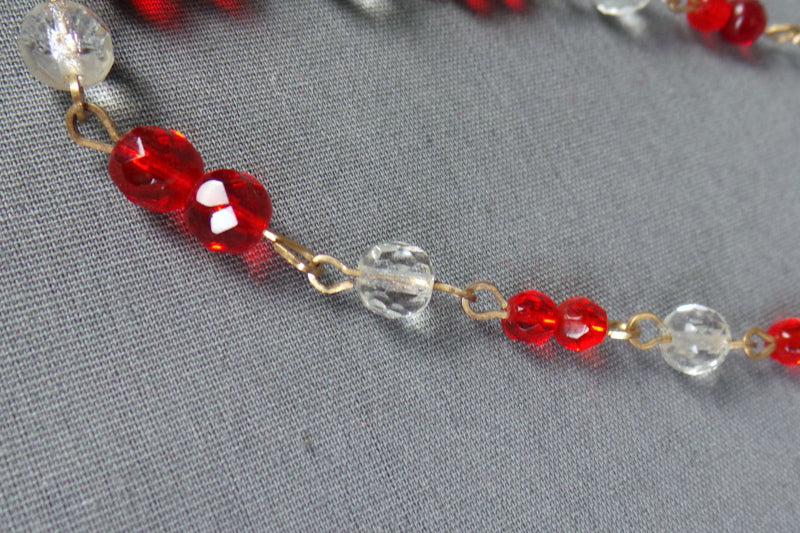 1930s Red and Clear Beaded Short Necklace
