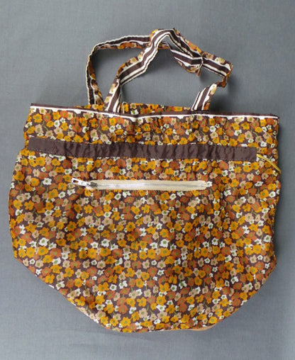 1960s Brown Floral Zip Up Market Bag
