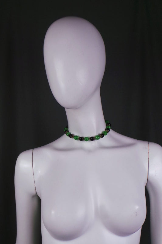1950s Green and Black Glass Bead Vintage Necklace