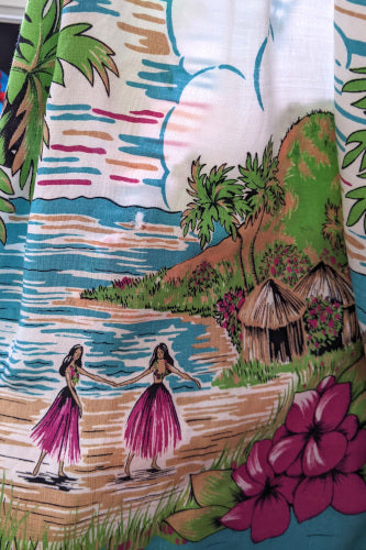 1960s White Hawaiian Print Shift Dress | XL