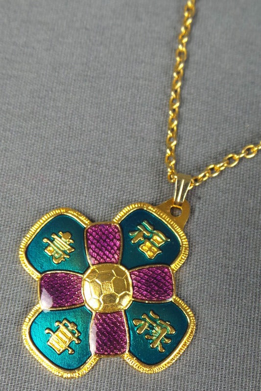 1980s Chinese Han Enamel Magnet Therapy Necklace