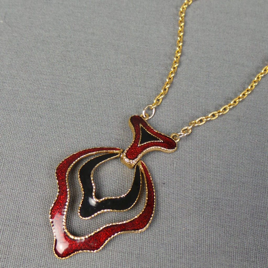 1970s Red and Black Vintage Avon Enamel Necklace