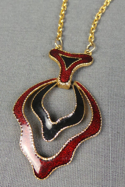 1970s Red and Black Avon Enamel Necklace