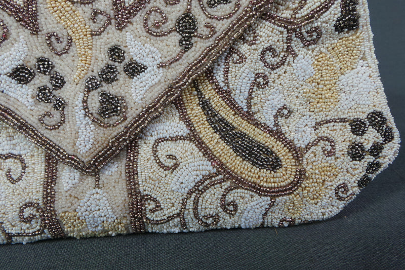 1930s Cream Mirco Beaded Art Deco Bag