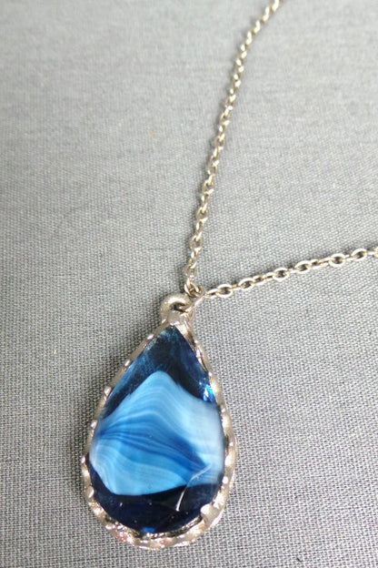 1960s Deep Blue Faux Gemstone Necklace