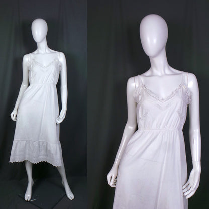 Antique White Cotton and Lace Vintage Nightie Dress
