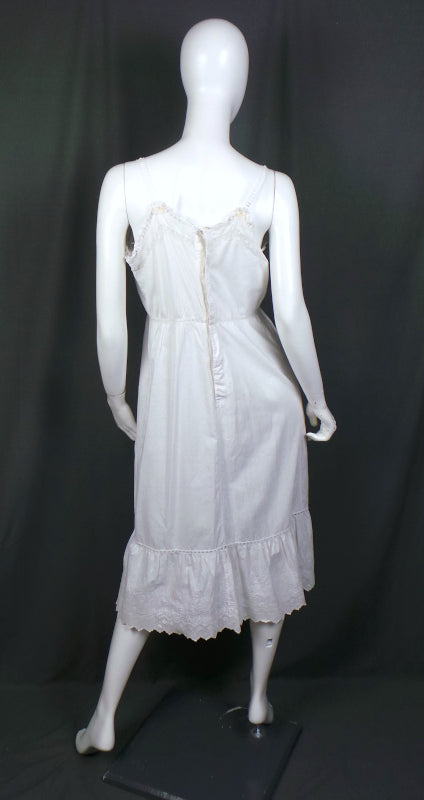 Antique White Cotton and Lace Nightie Summer Dress, 38in Bust